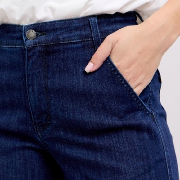 Judy Blue High-Rise Relaxed Boyfriend Dark Jean Mid-length Classic Denim Shorts - Picture 13 of 16